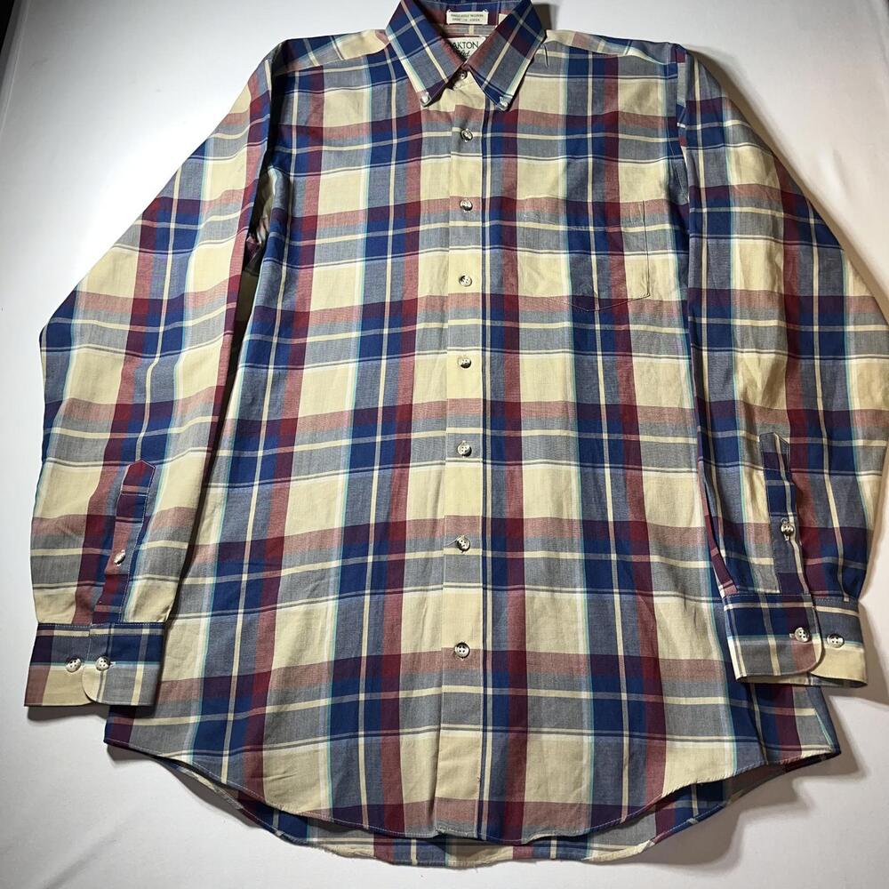 Oakton Ltd Button Down Shirt Men's Size Medium Cream Red Blue Plaid Flannel